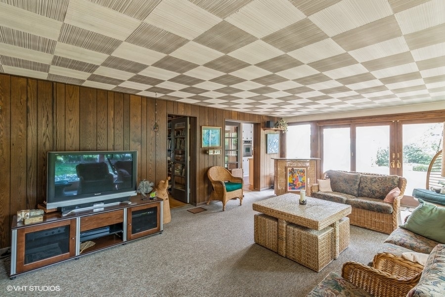 1105 N Harvard Avenue, Arlington Heights, IL 60004