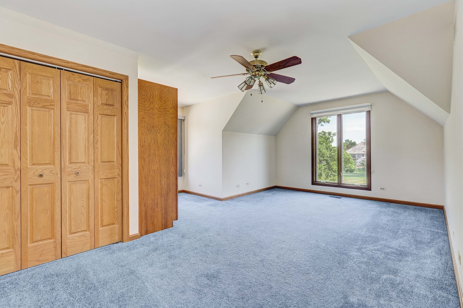 1609 Clover Drive, Inverness, IL 60067