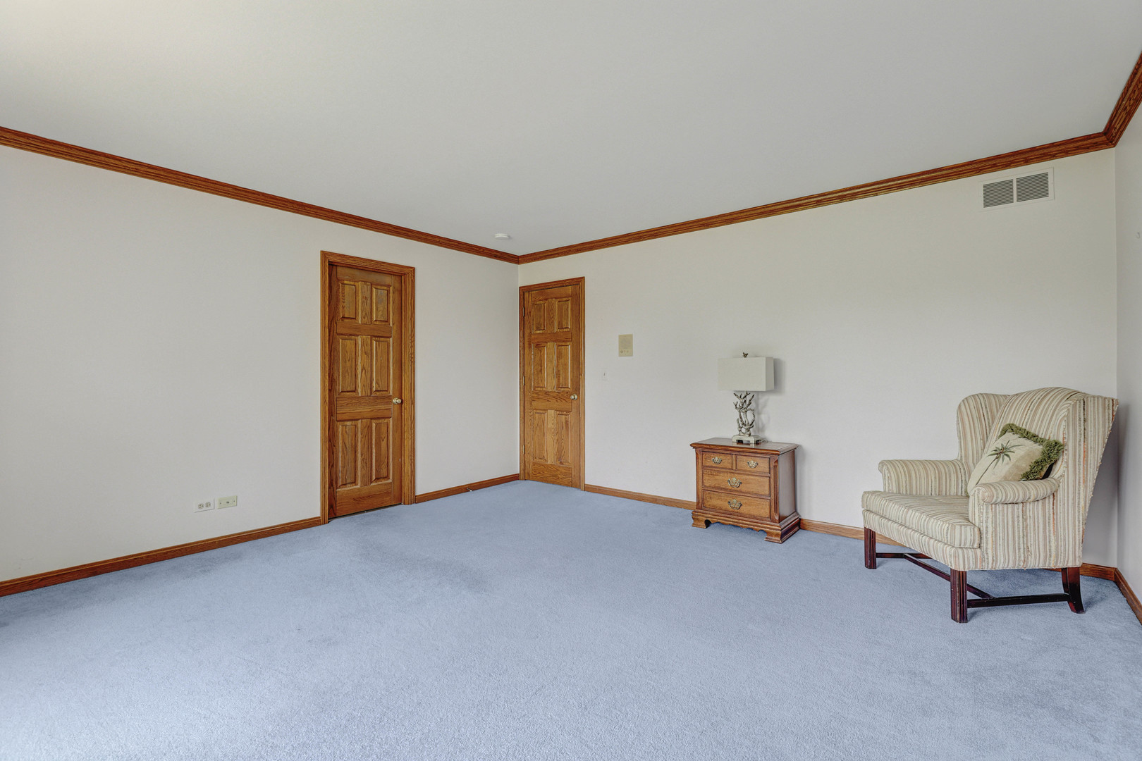 1609 Clover Drive, Inverness, IL 60067