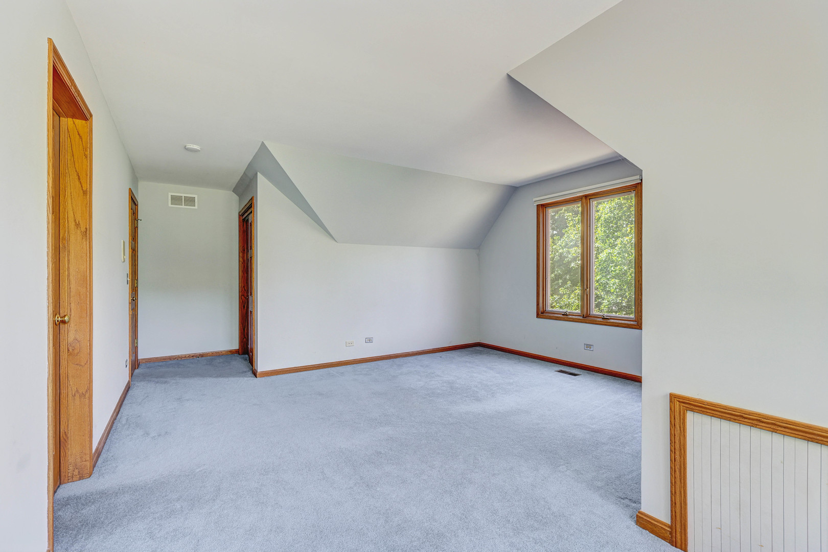 1609 Clover Drive, Inverness, IL 60067