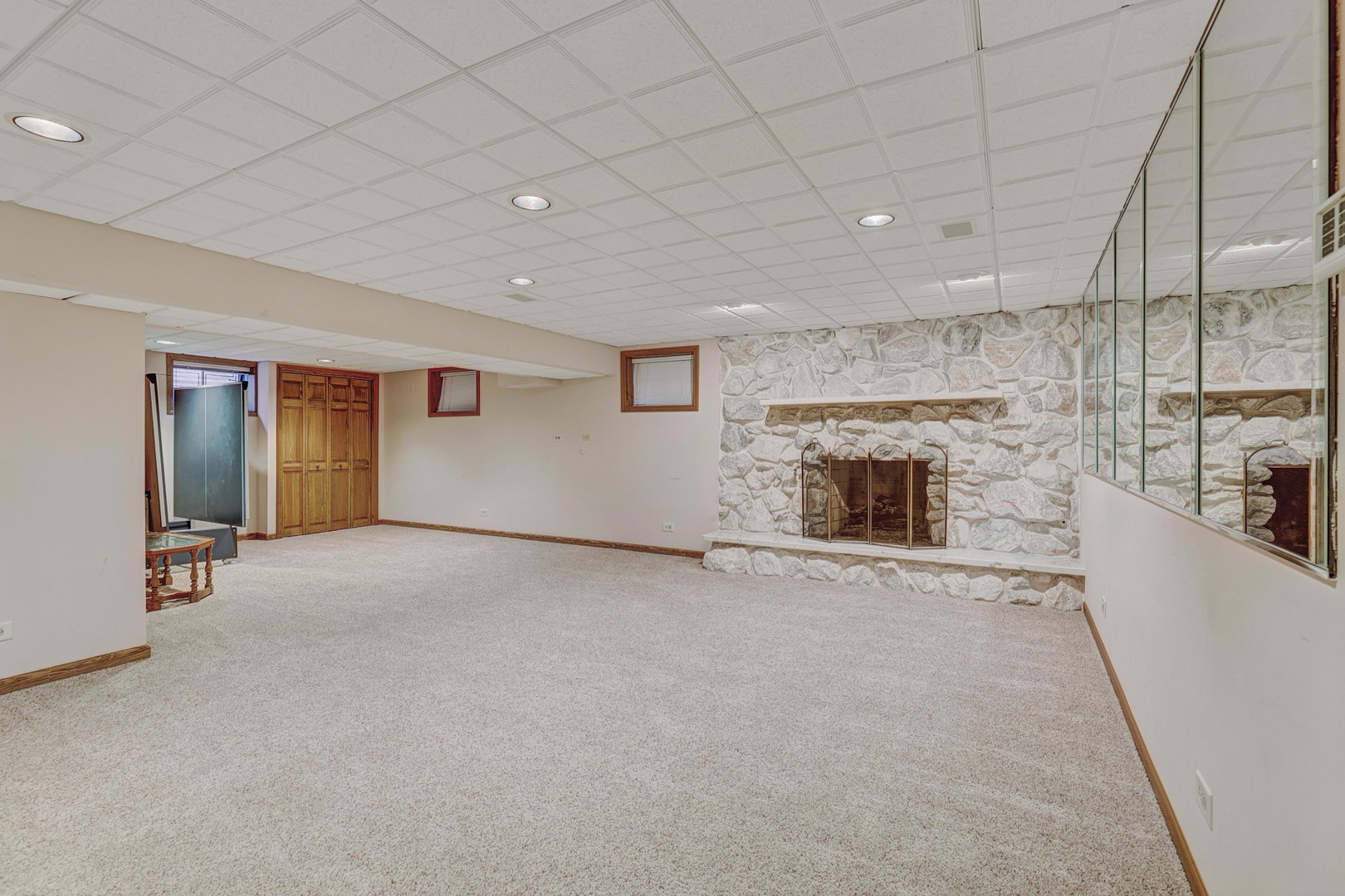1609 Clover Drive, Inverness, IL 60067