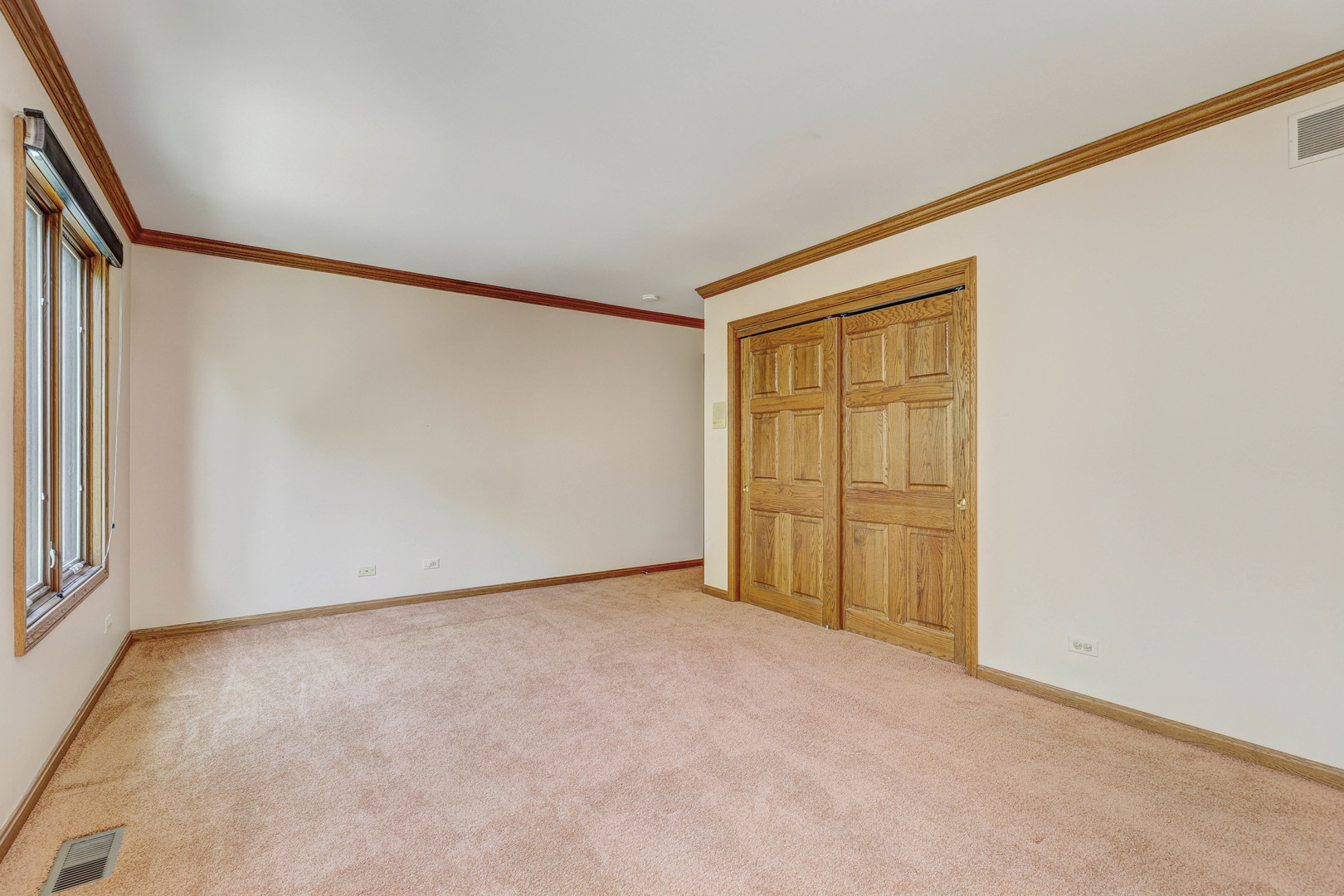 1609 Clover Drive, Inverness, IL 60067