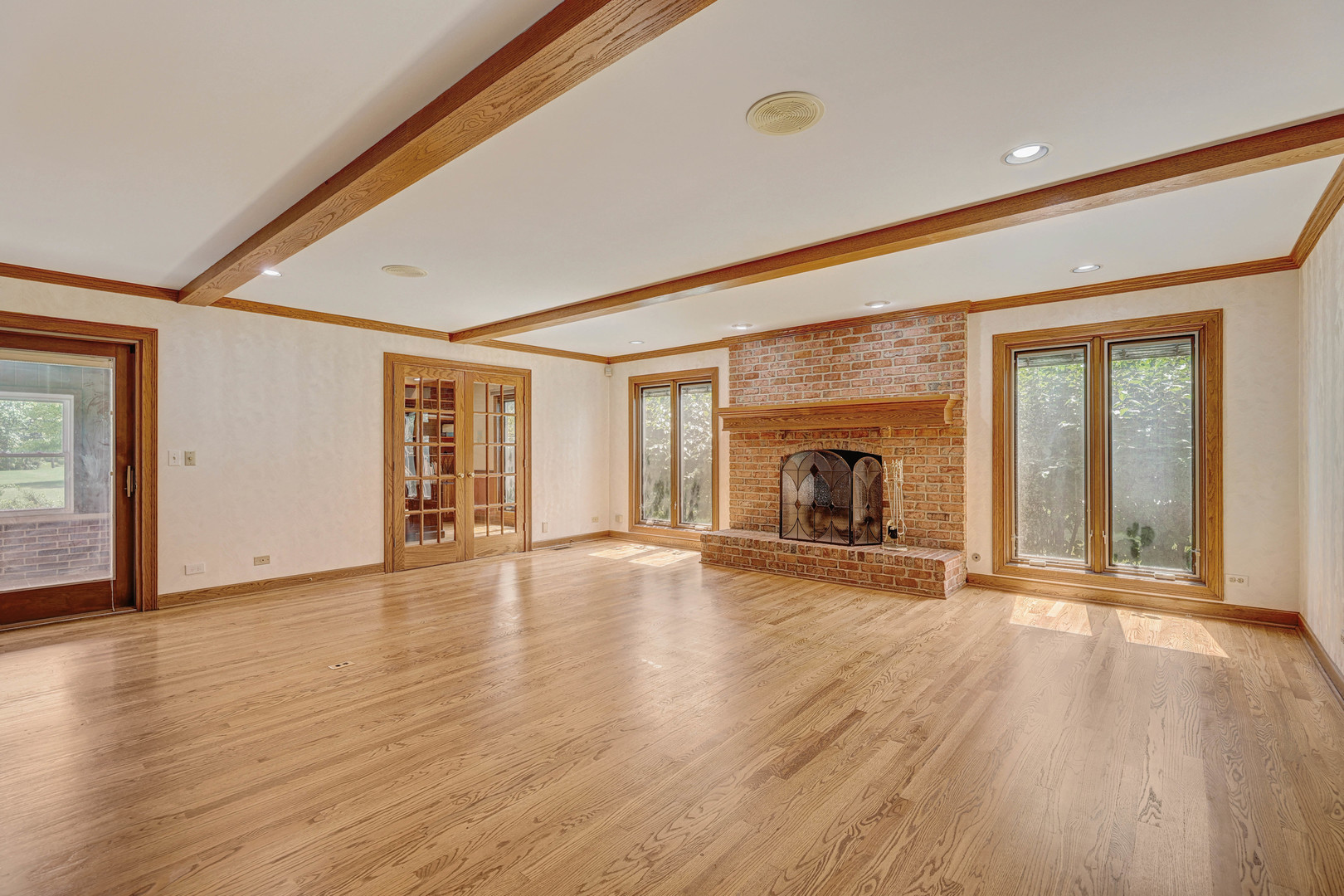 1609 Clover Drive, Inverness, IL 60067