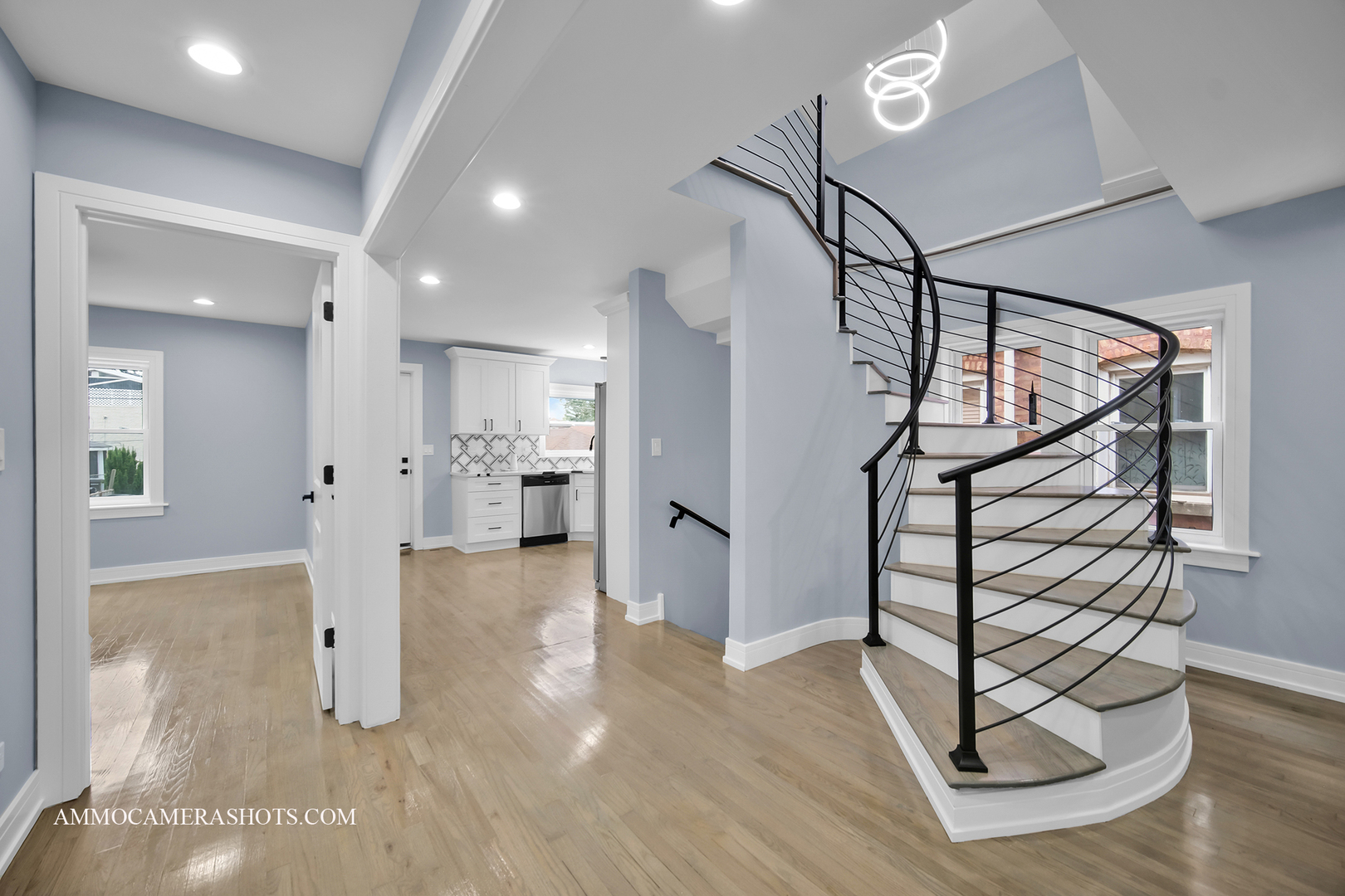 10234 S Saint Lawrence Avenue, Chicago, IL 60628