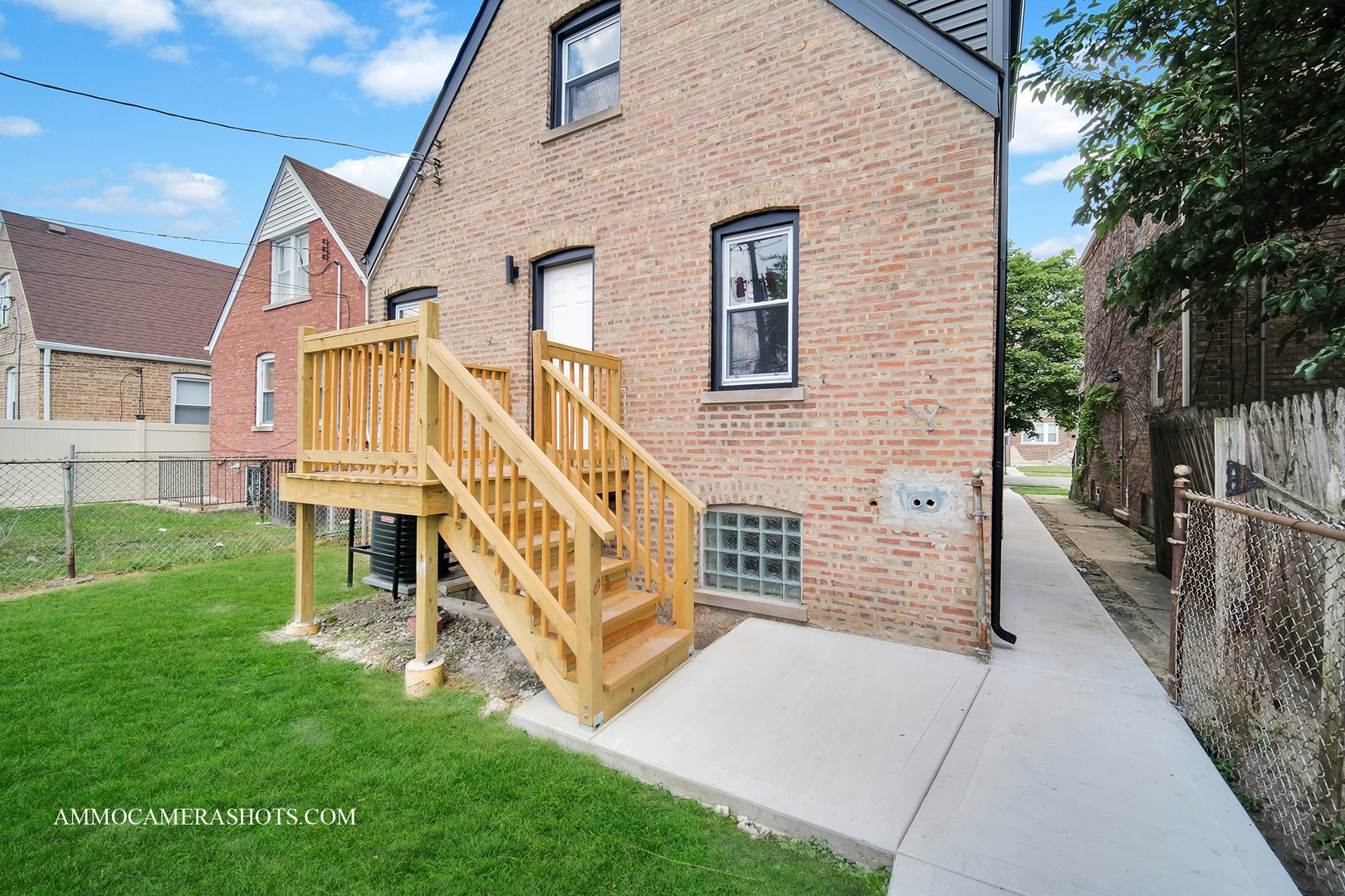 10234 S Saint Lawrence Avenue, Chicago, IL 60628