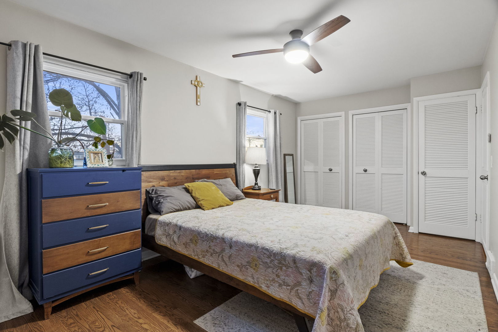 5110 W Fullerton Avenue, Chicago, IL 60639
