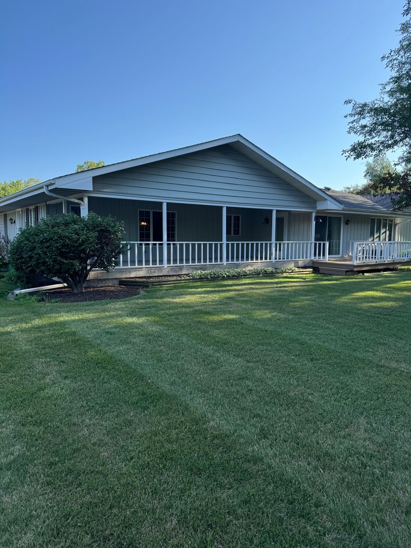 541 E Cloverlane Drive, Sycamore, IL 60178