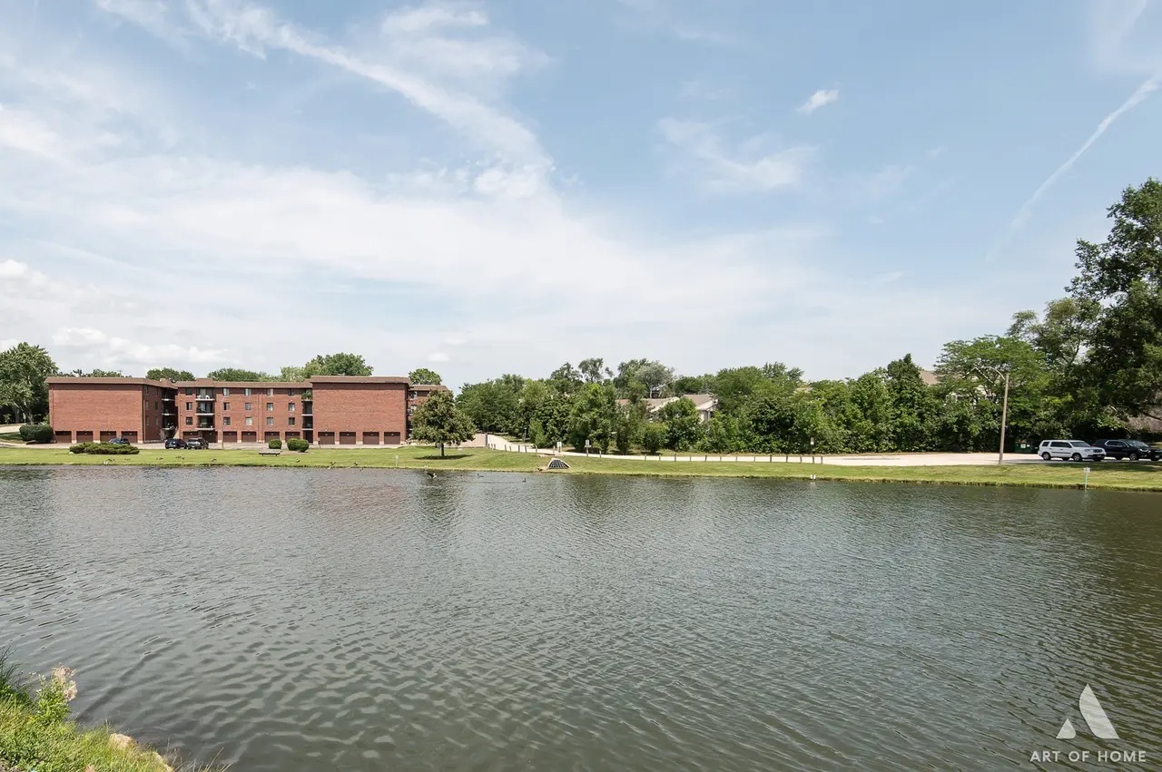 1028 Aspen Court, Lake Zurich, IL 60047