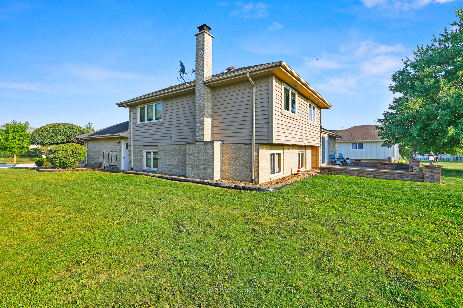 17332 Grange Drive, Orland Park, IL 60467