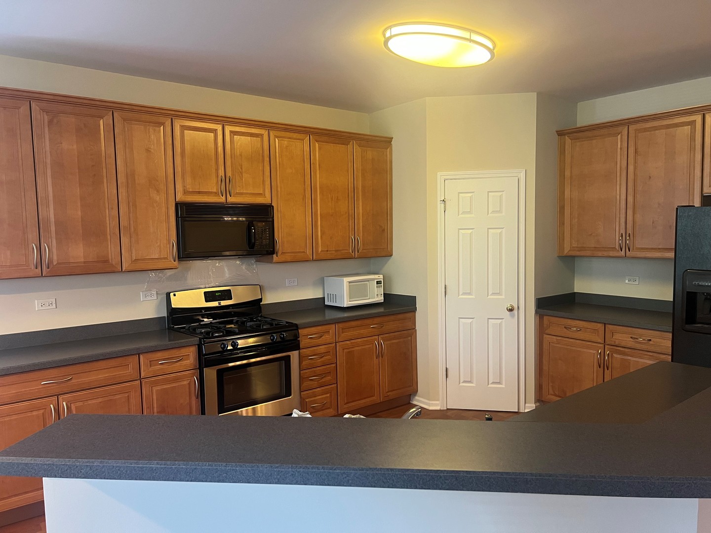 1861 Crenshaw Circle, Vernon Hills, IL 60061