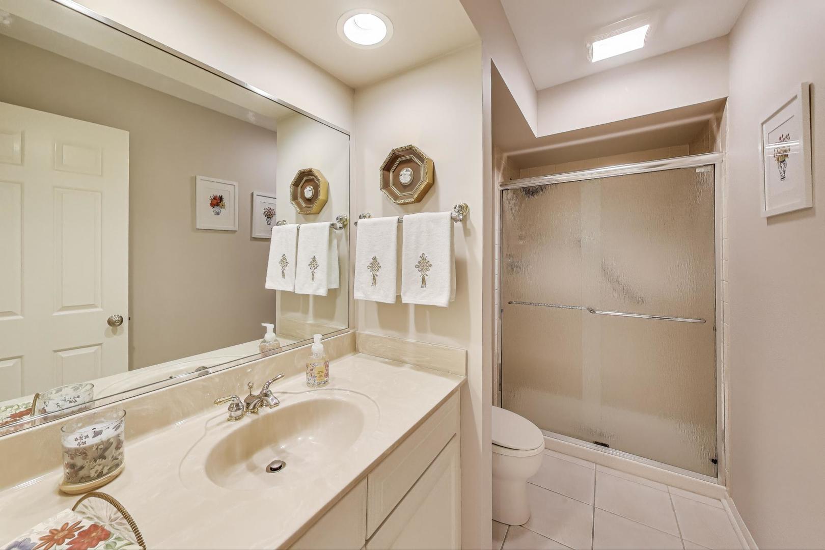 715 W Whiting Lane, Arlington Heights, IL 60004