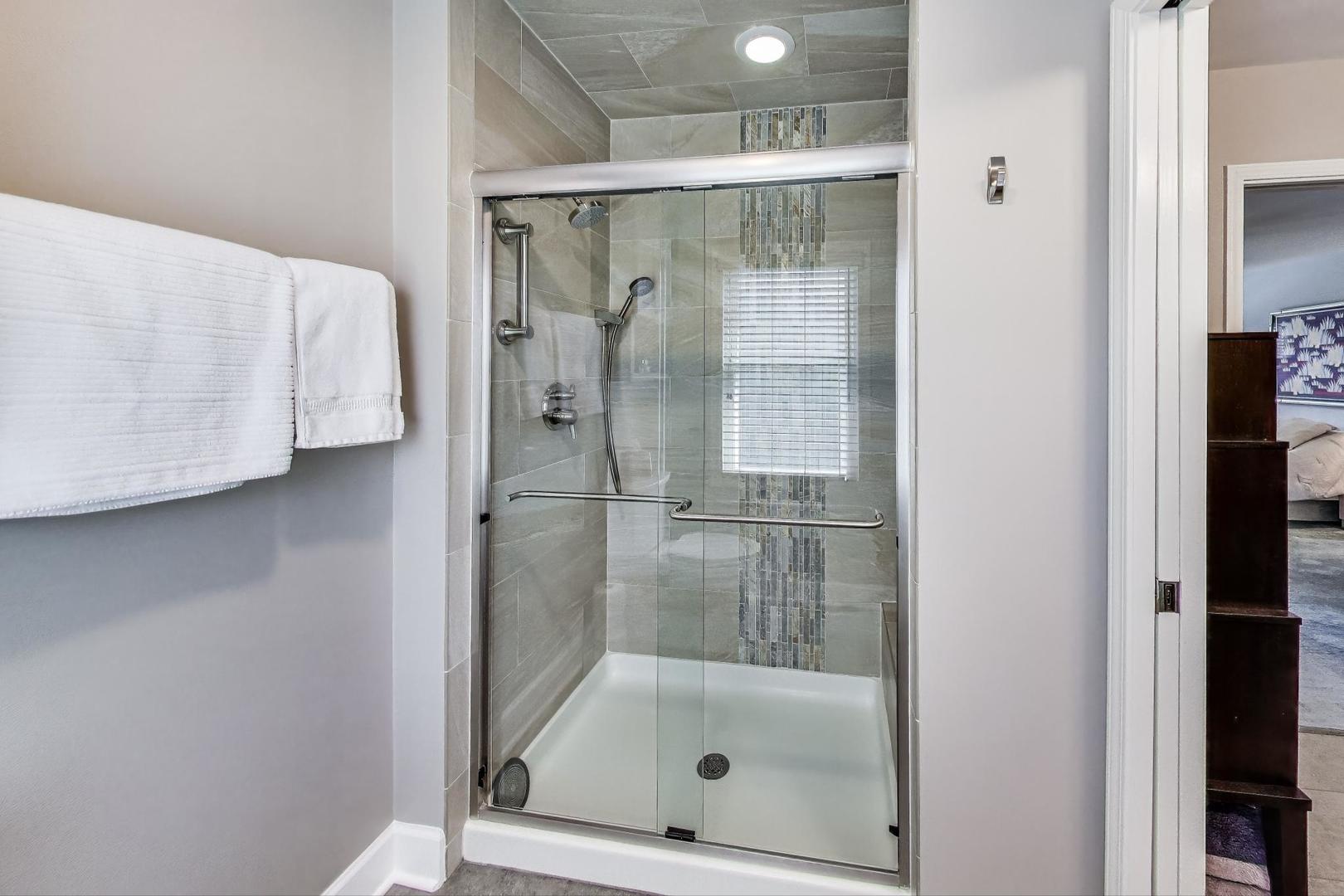 715 W Whiting Lane, Arlington Heights, IL 60004