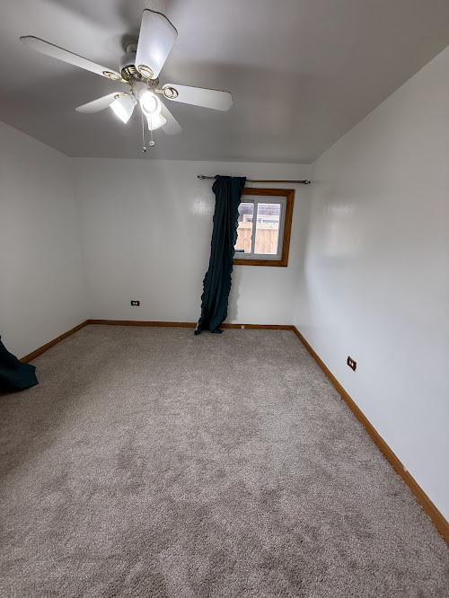 9906 S California Avenue, Evergreen Park, IL 60805