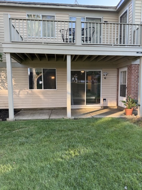 1306 Pennwood Court #D1, Schaumburg, IL 60193