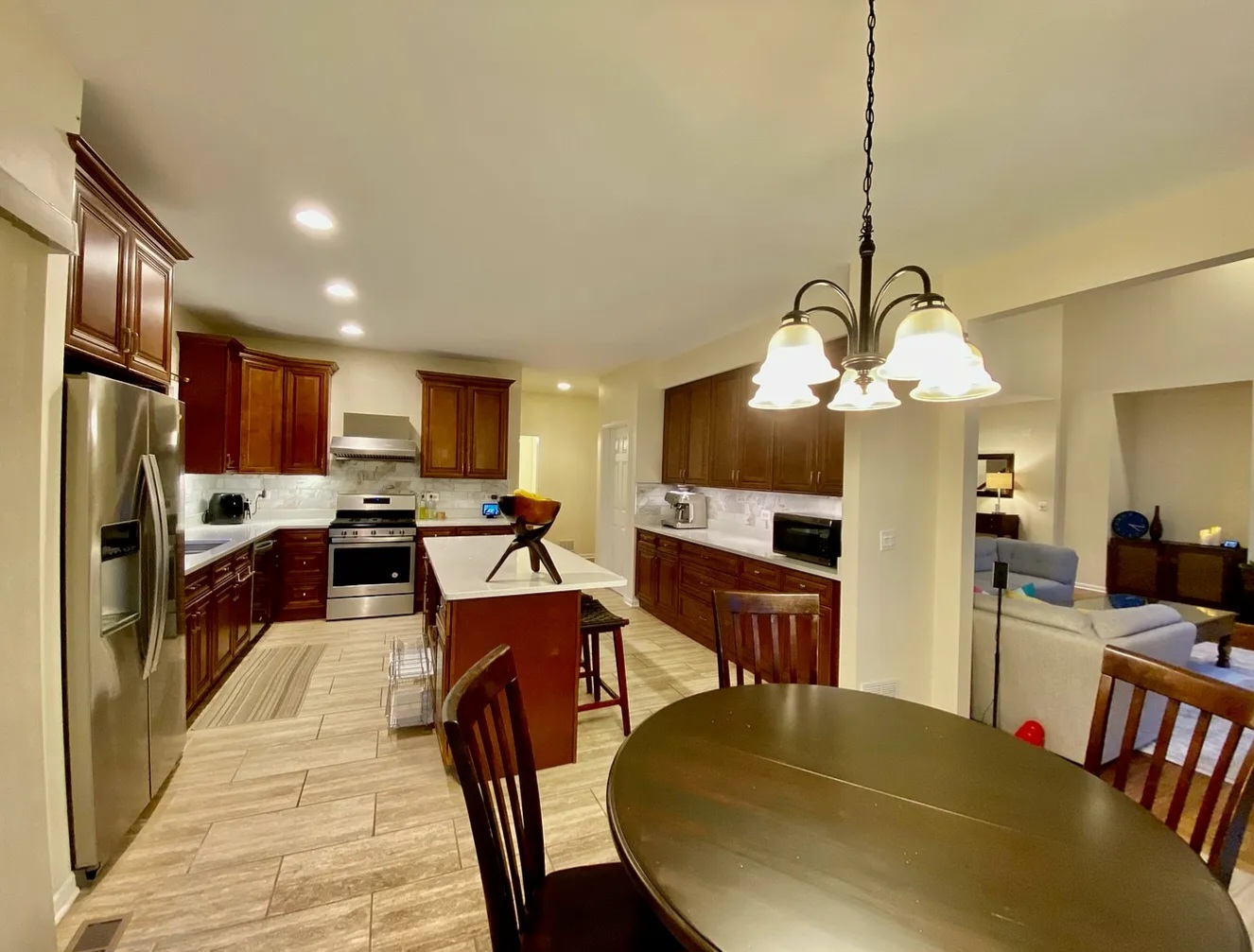 3220 Indian Creek Drive, Buffalo Grove, IL 60089