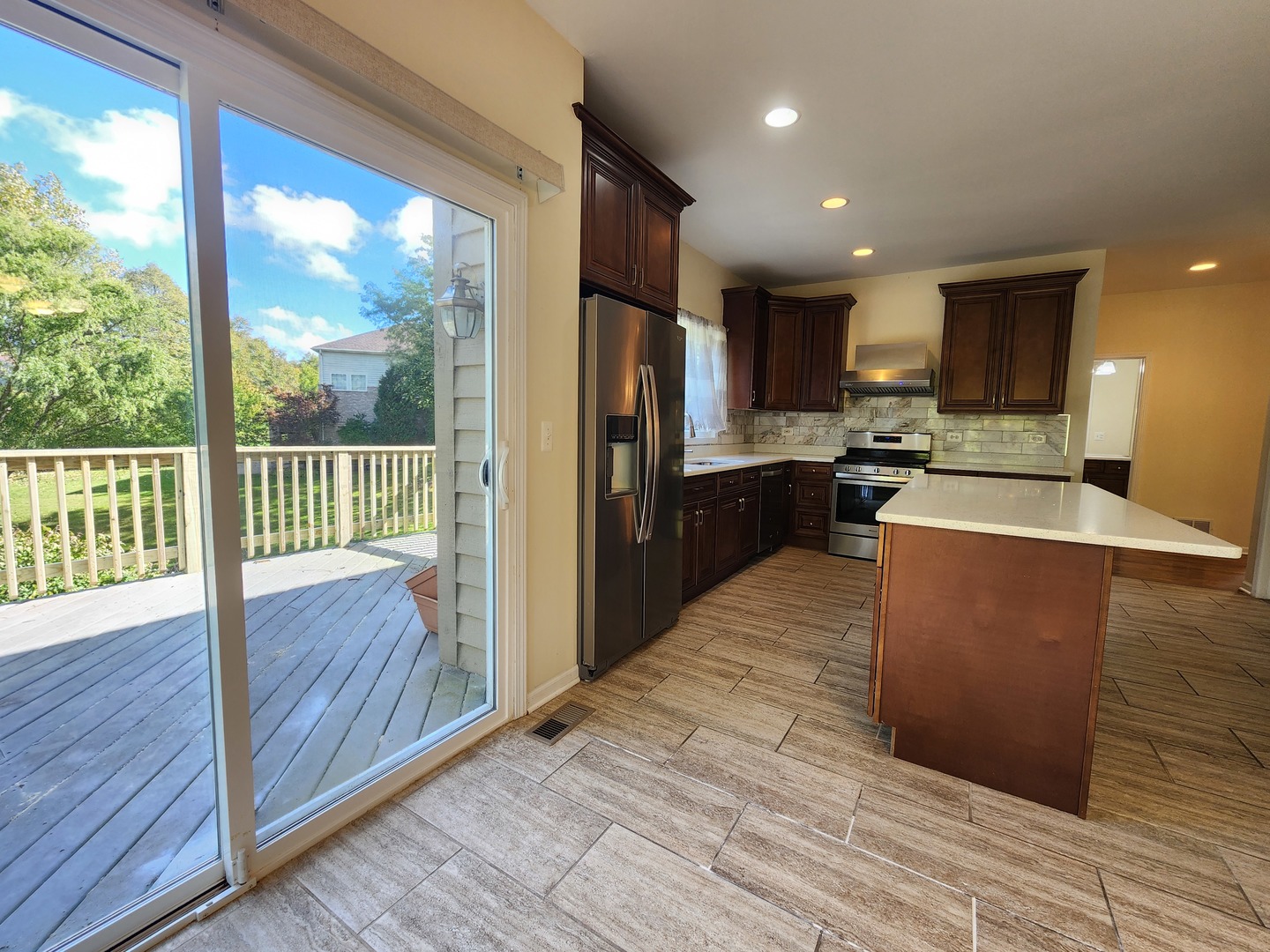 3220 Indian Creek Drive, Buffalo Grove, IL 60089