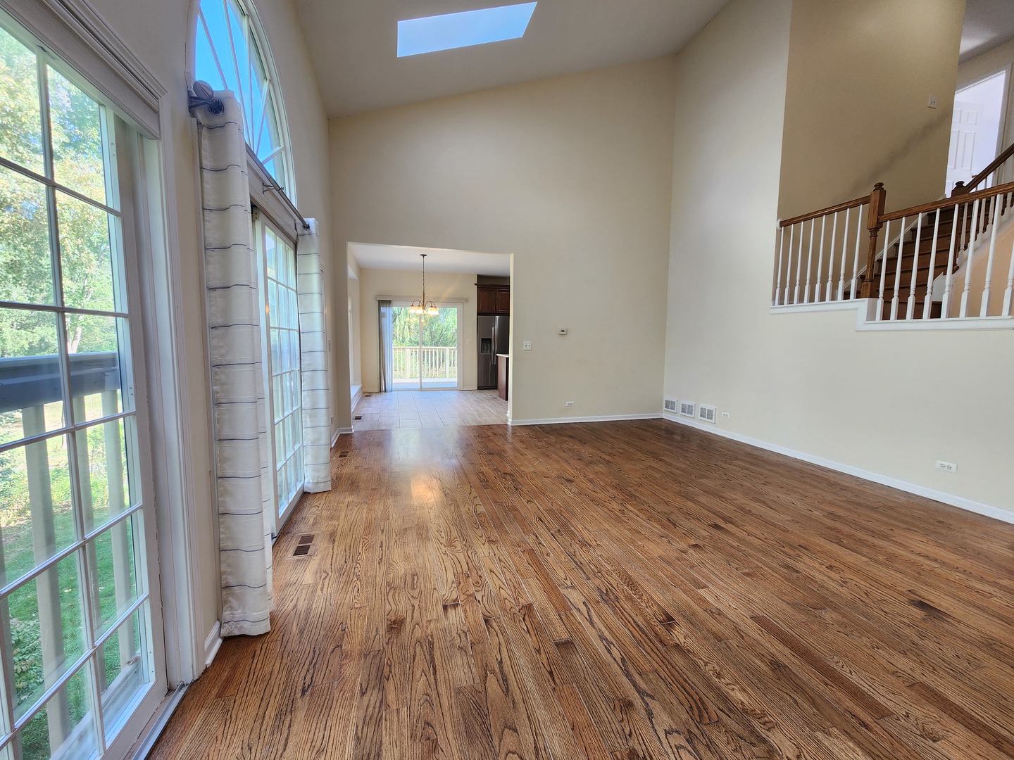 3220 Indian Creek Drive, Buffalo Grove, IL 60089