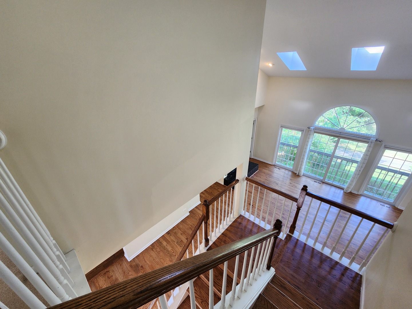 3220 Indian Creek Drive, Buffalo Grove, IL 60089