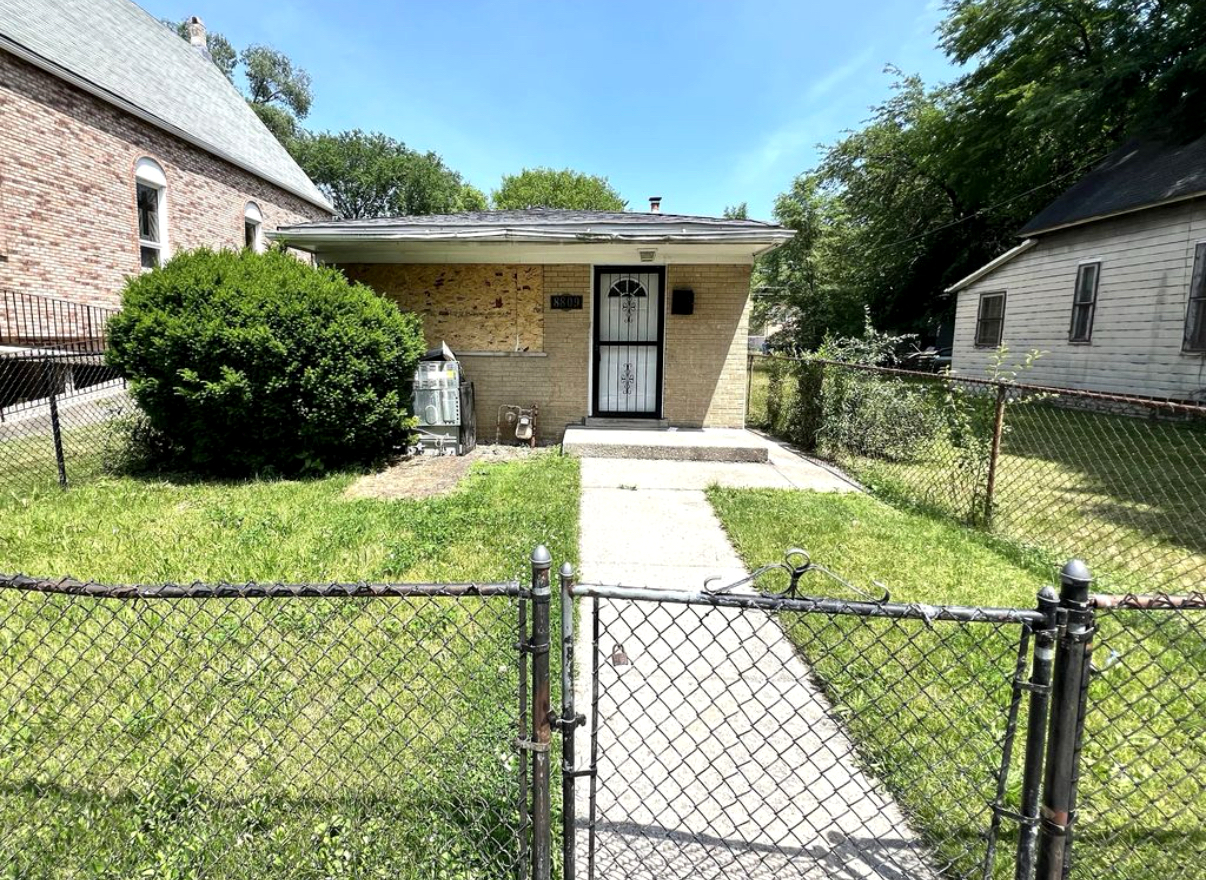 8809 S Harvard Avenue, Chicago, IL 60620