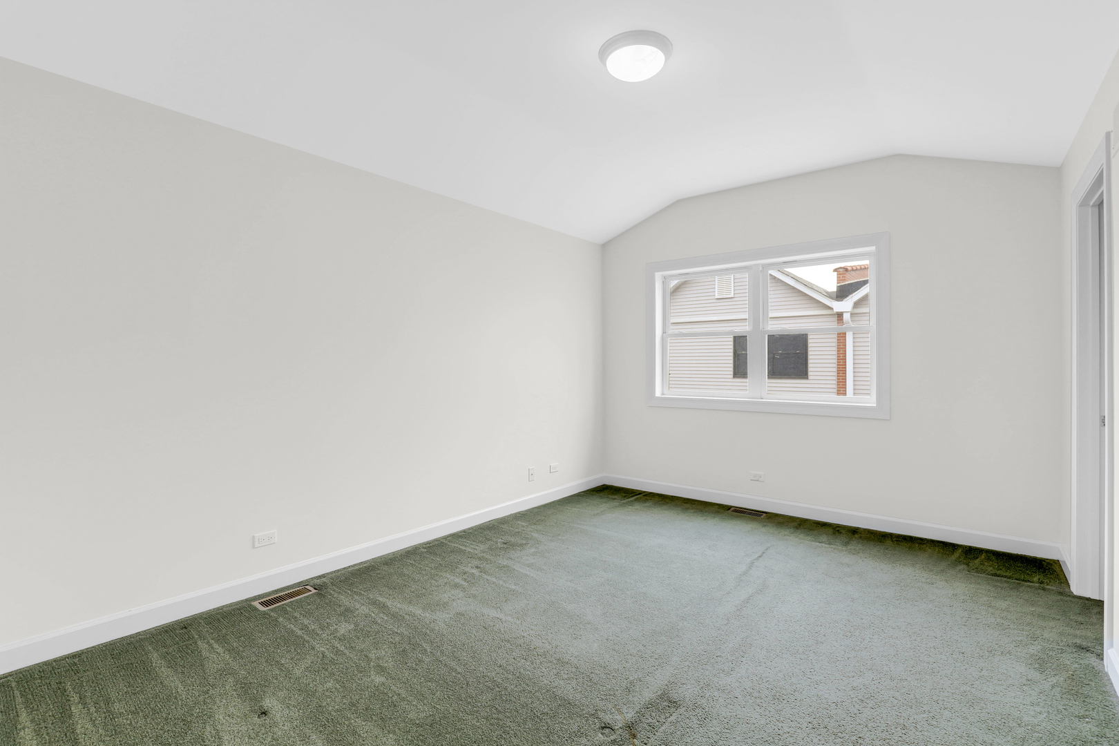 4879 N Winthrop Avenue #D, Chicago, IL 60640