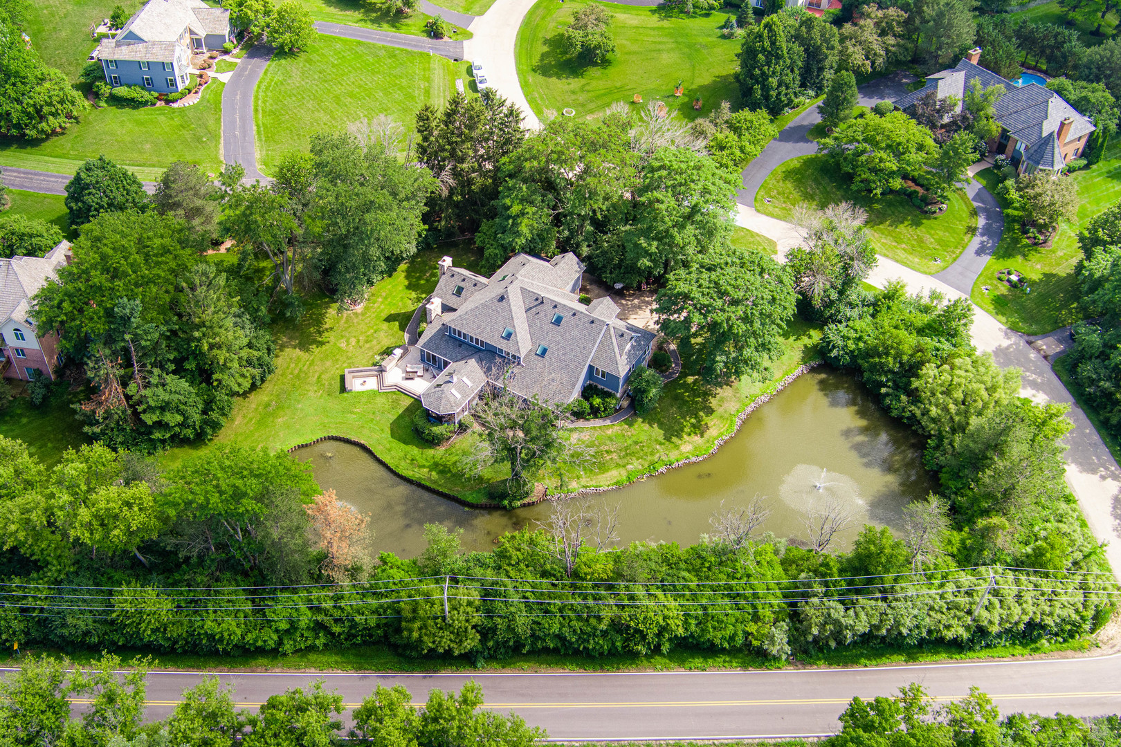 5727 Hampton Drive, Long Grove, IL 60047