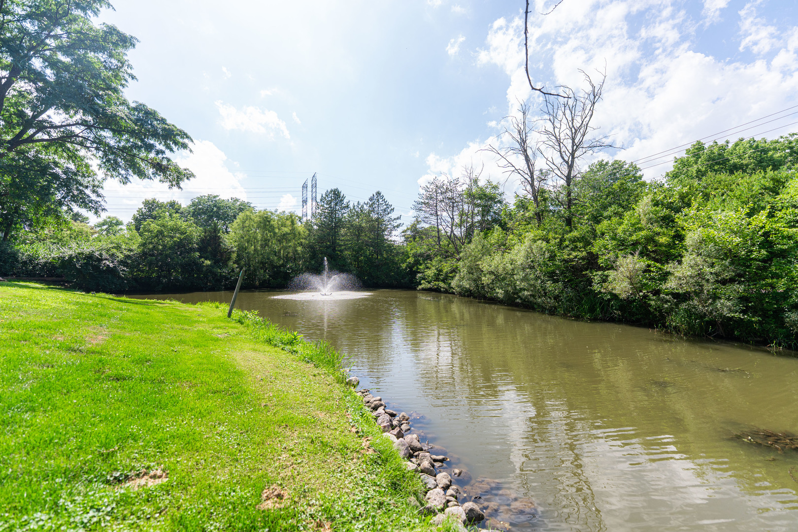 5727 Hampton Drive, Long Grove, IL 60047
