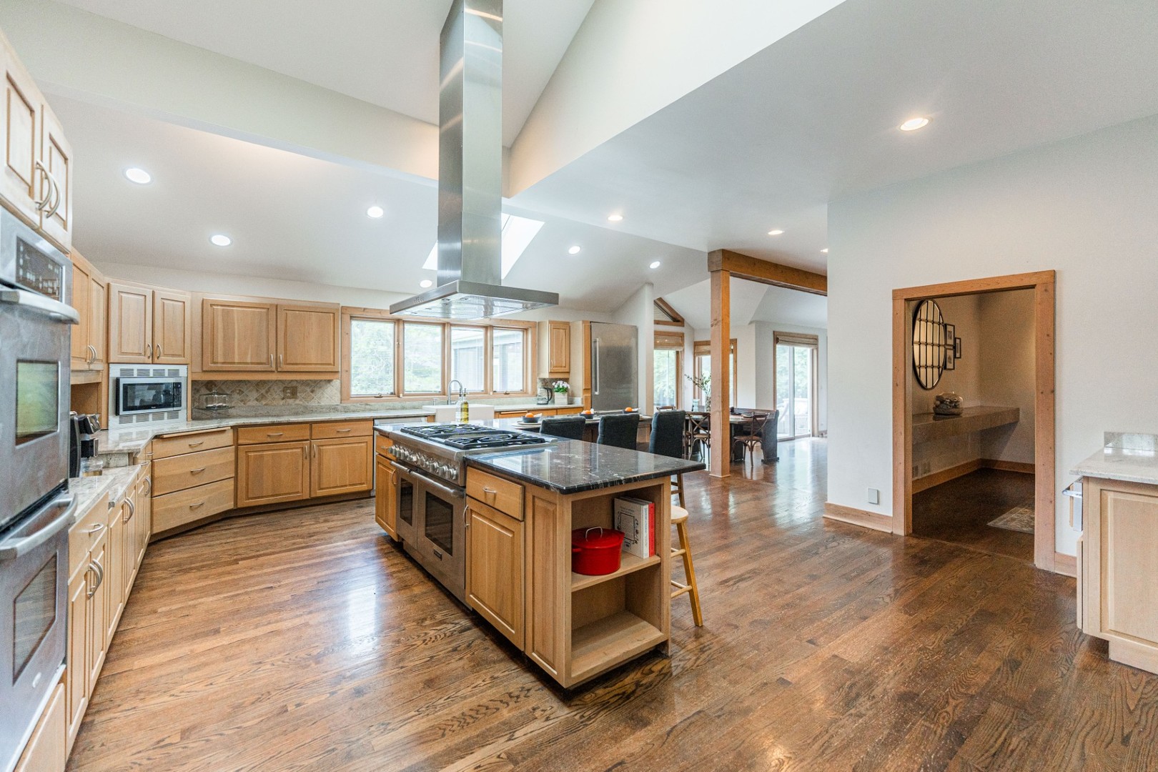 5727 Hampton Drive, Long Grove, IL 60047