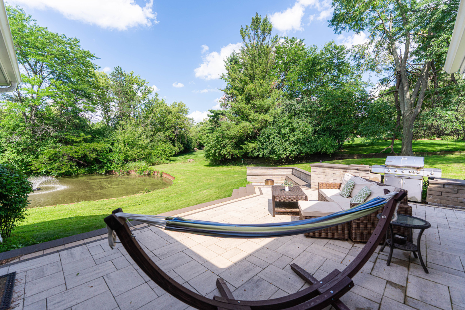 5727 Hampton Drive, Long Grove, IL 60047