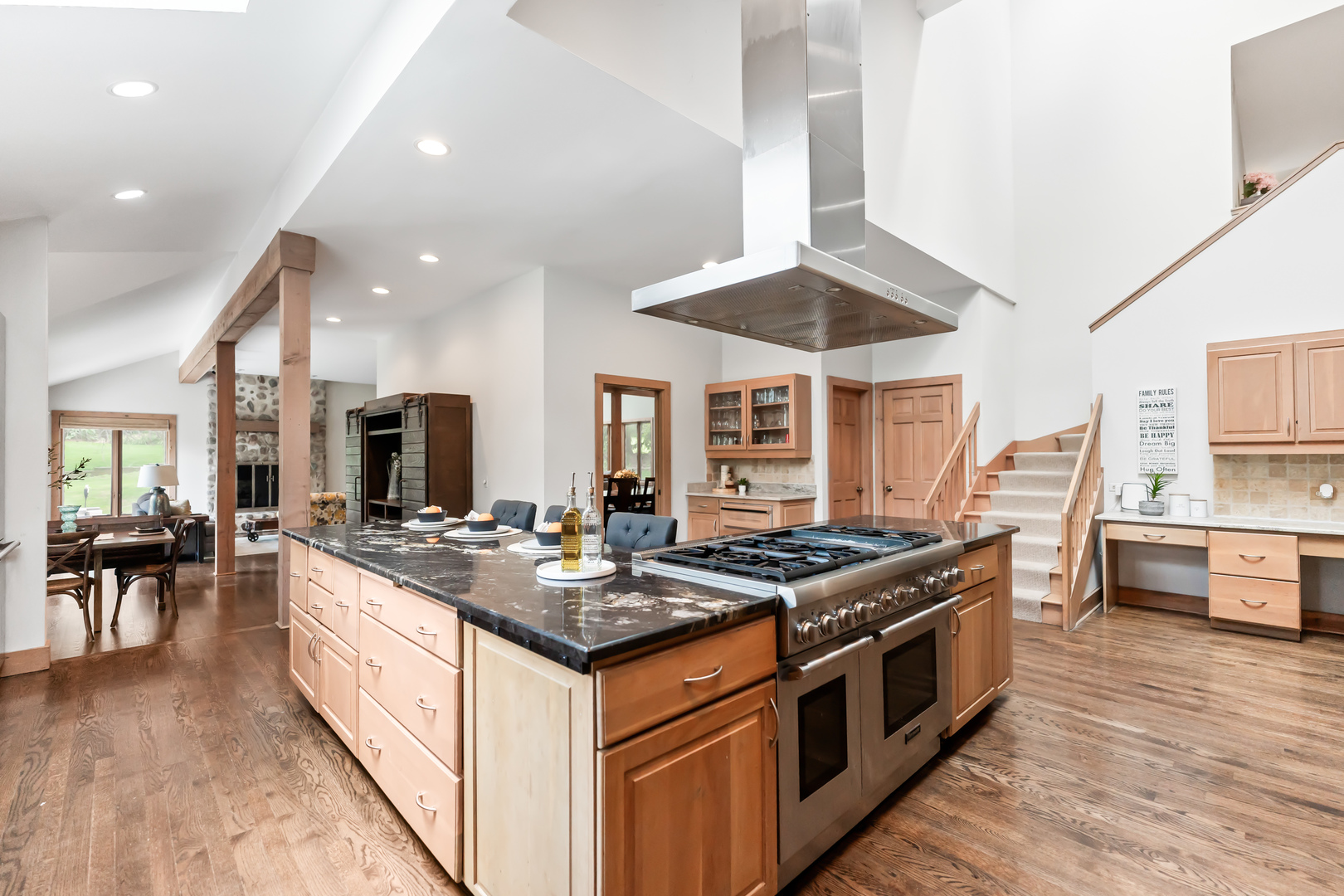 5727 Hampton Drive, Long Grove, IL 60047