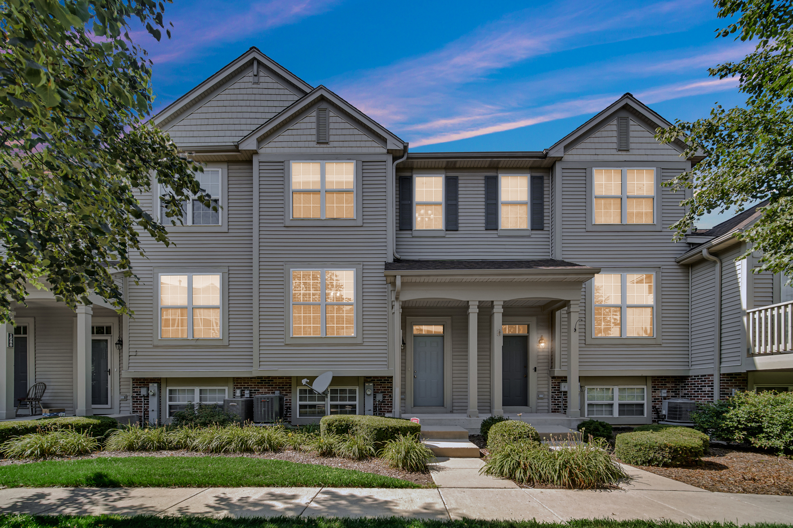 1086 Chadwick Drive, Grayslake, IL 60030