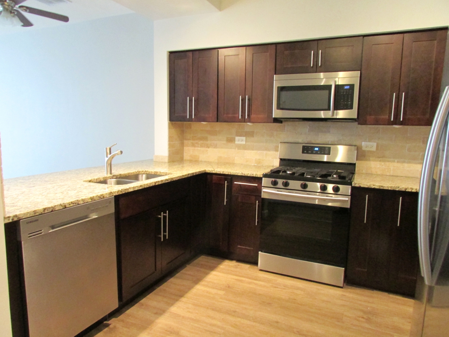 144 HARVEST GATE, Lake In The Hills, IL 60156