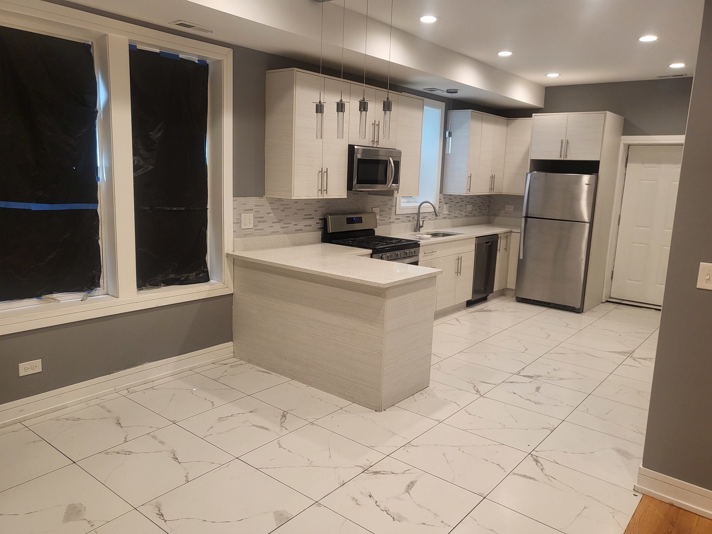 6208 S Rhodes Avenue #1, Chicago, IL 60637