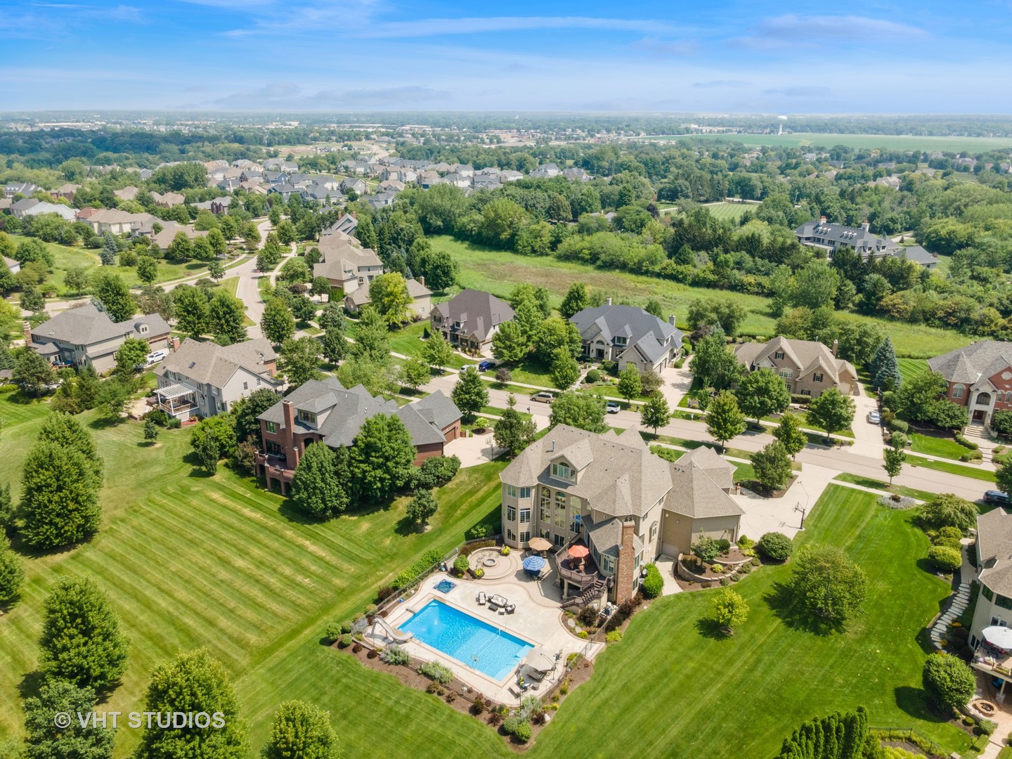 931 Lusted Lane, Batavia, IL 60510
