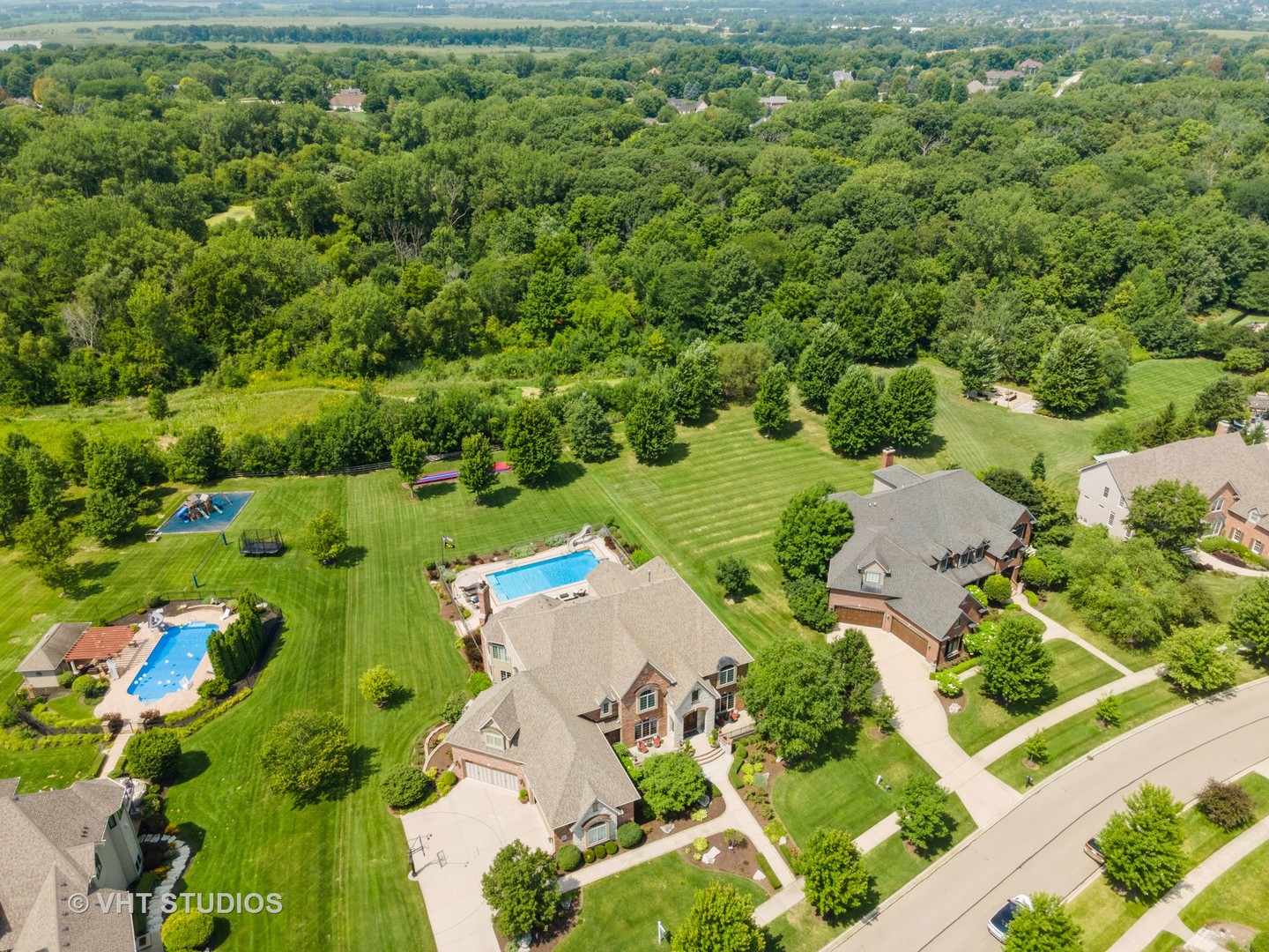 931 Lusted Lane, Batavia, IL 60510