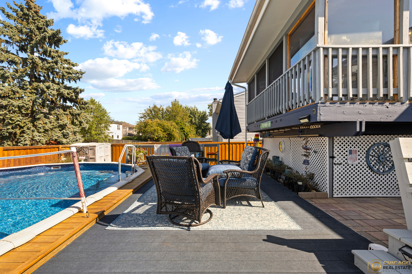 1190 Singleton Drive, Roselle, IL 60172