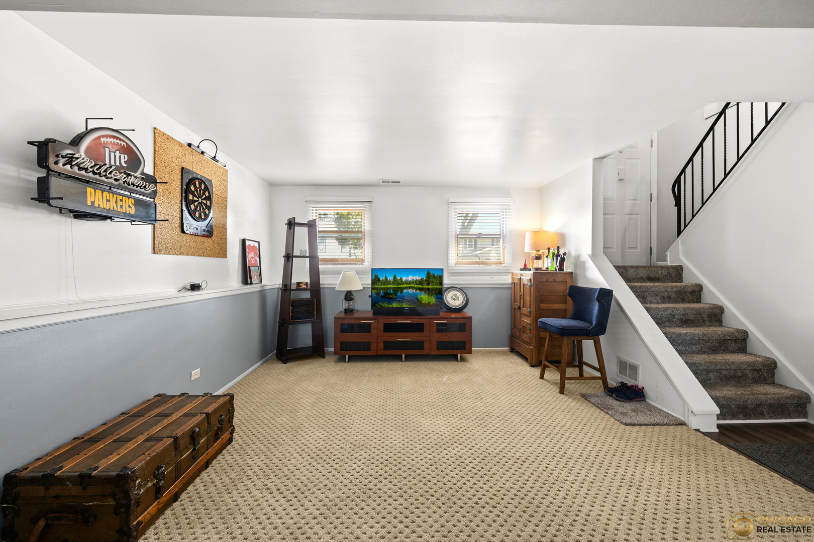 1190 Singleton Drive, Roselle, IL 60172