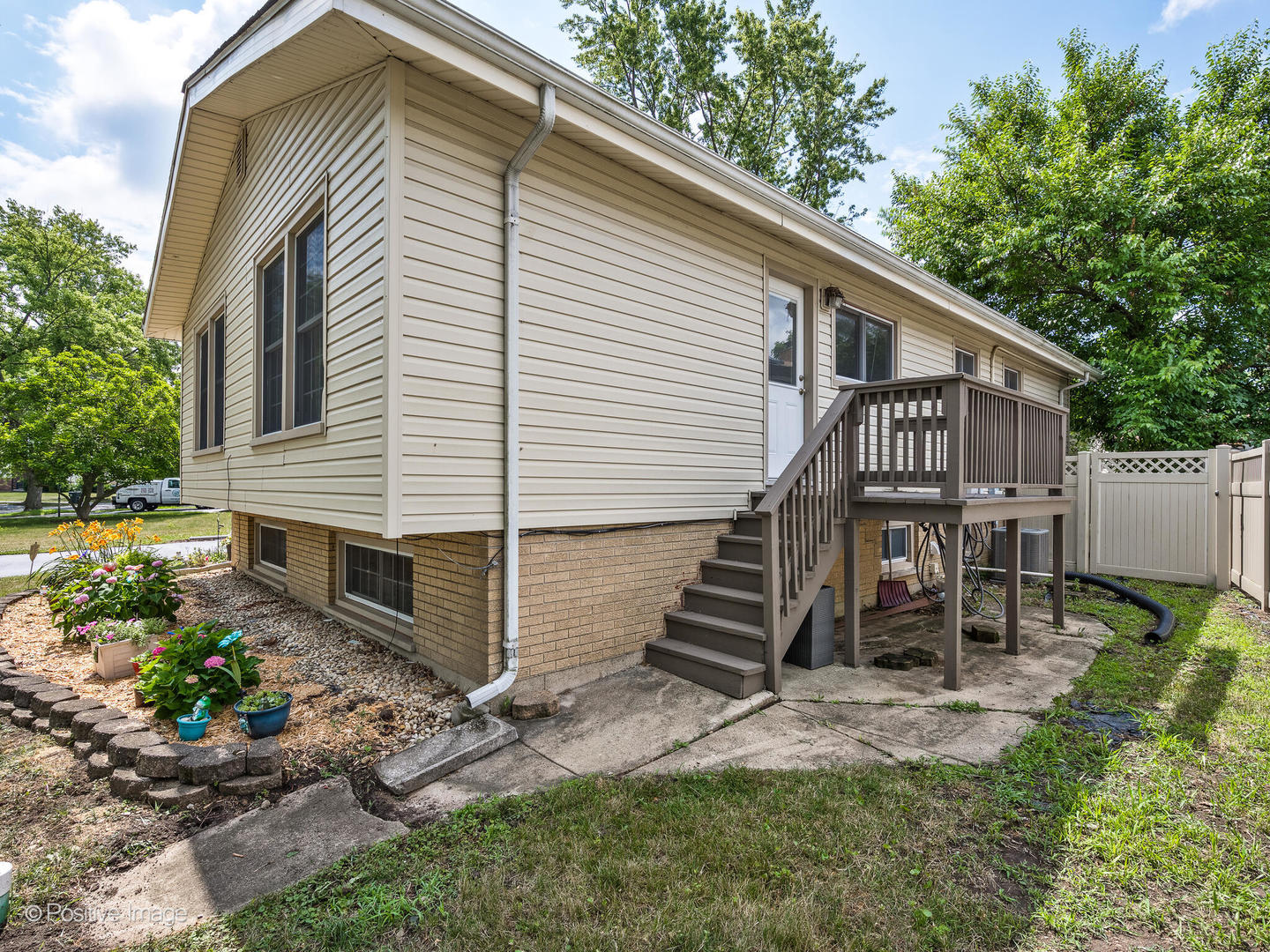 18902 Jonathan Lane, Homewood, IL 60430