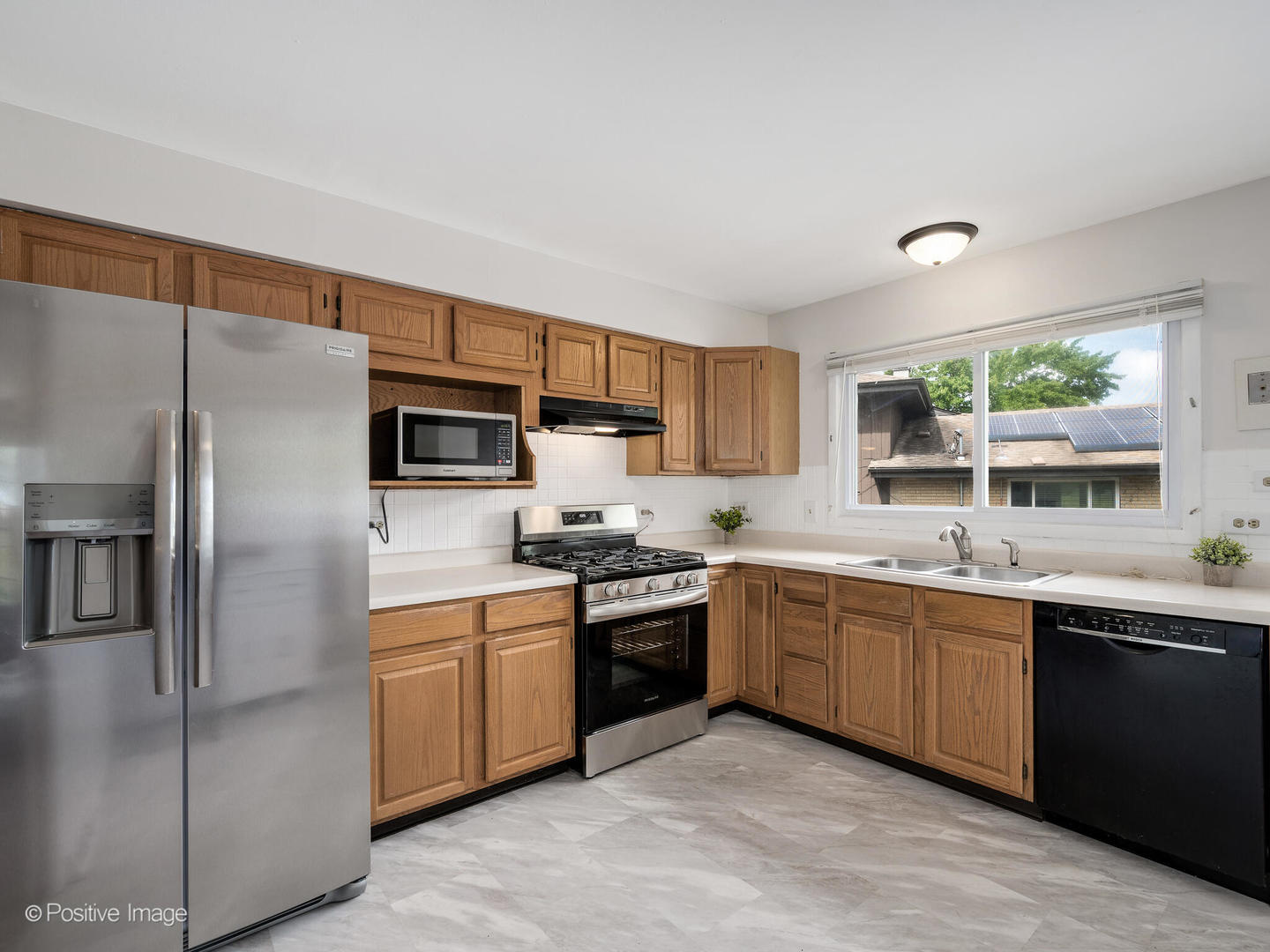18902 Jonathan Lane, Homewood, IL 60430