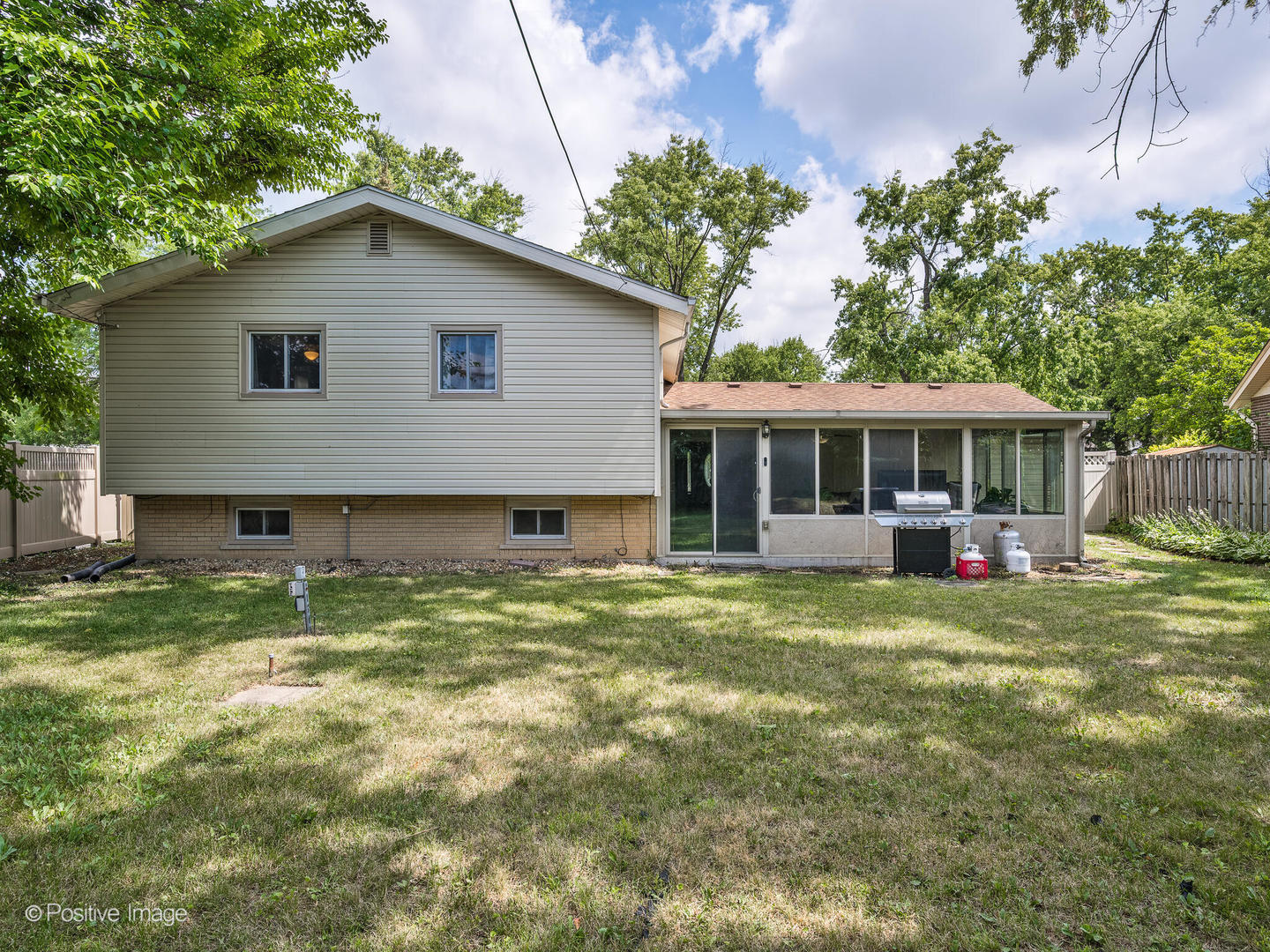 18902 Jonathan Lane, Homewood, IL 60430