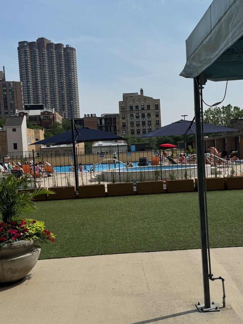 655 W Irving Park Road #2505, Chicago, IL 60613