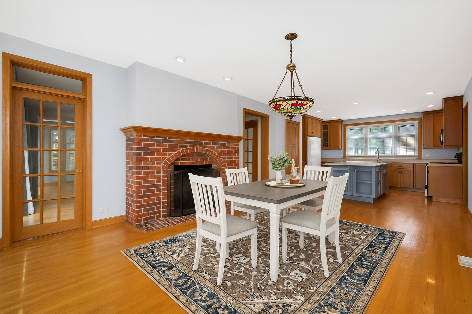 4829 Linscott Avenue, Downers Grove, IL 60515