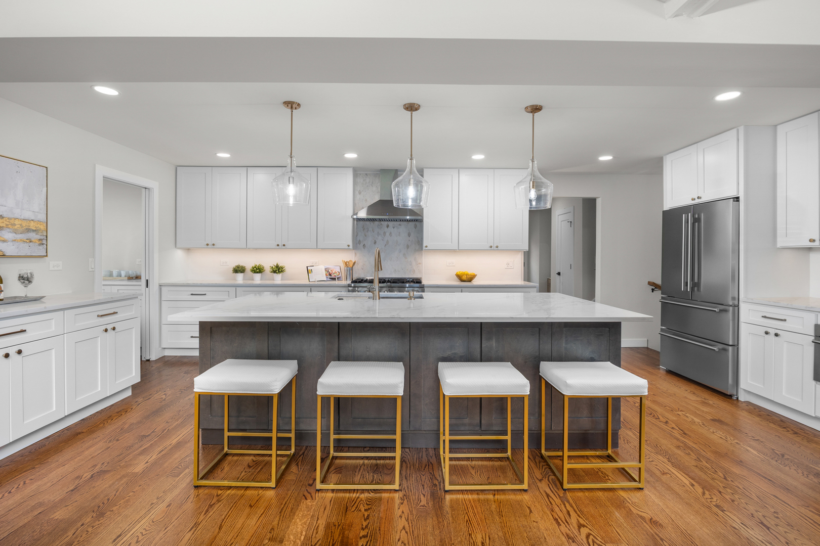 29 Grand Central Lane, Schaumburg, IL 60193