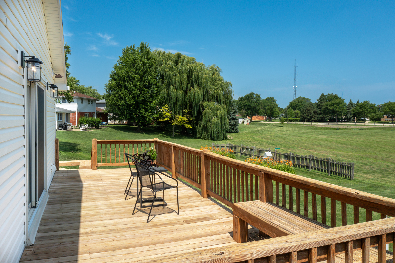 29 Grand Central Lane, Schaumburg, IL 60193
