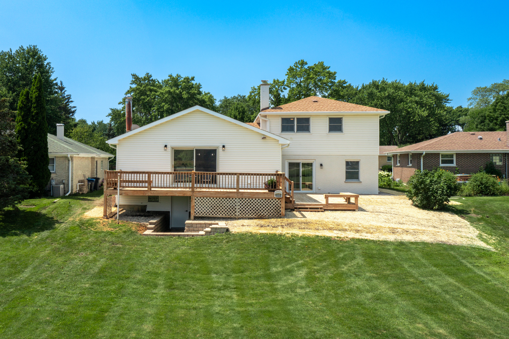 29 Grand Central Lane, Schaumburg, IL 60193