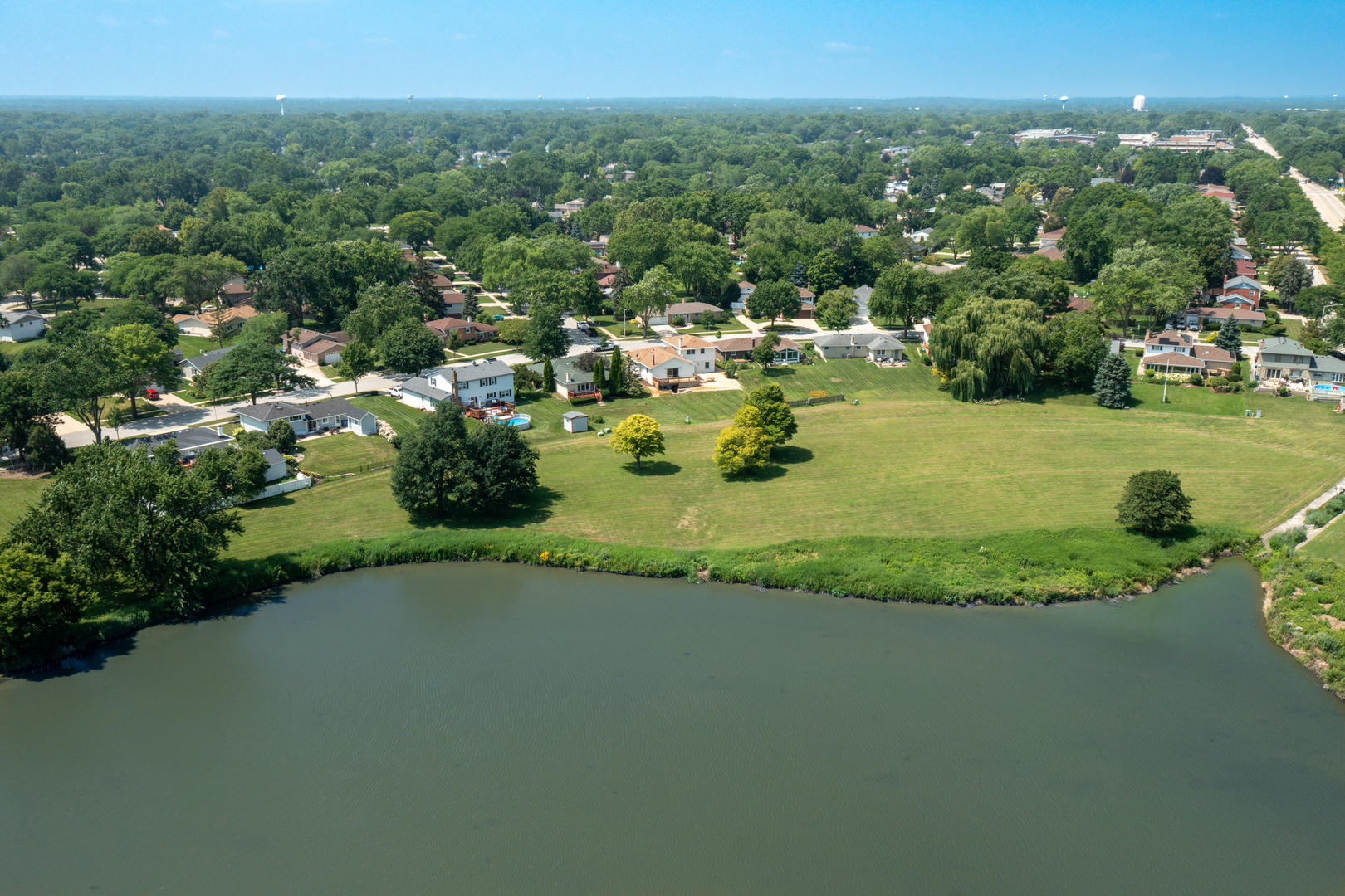 29 Grand Central Lane, Schaumburg, IL 60193