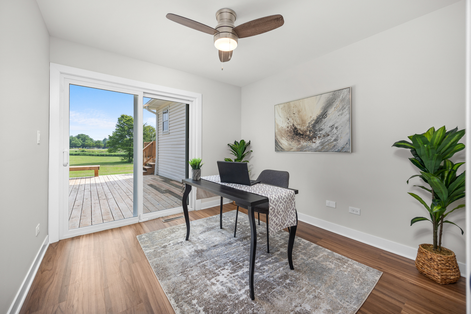 29 Grand Central Lane, Schaumburg, IL 60193