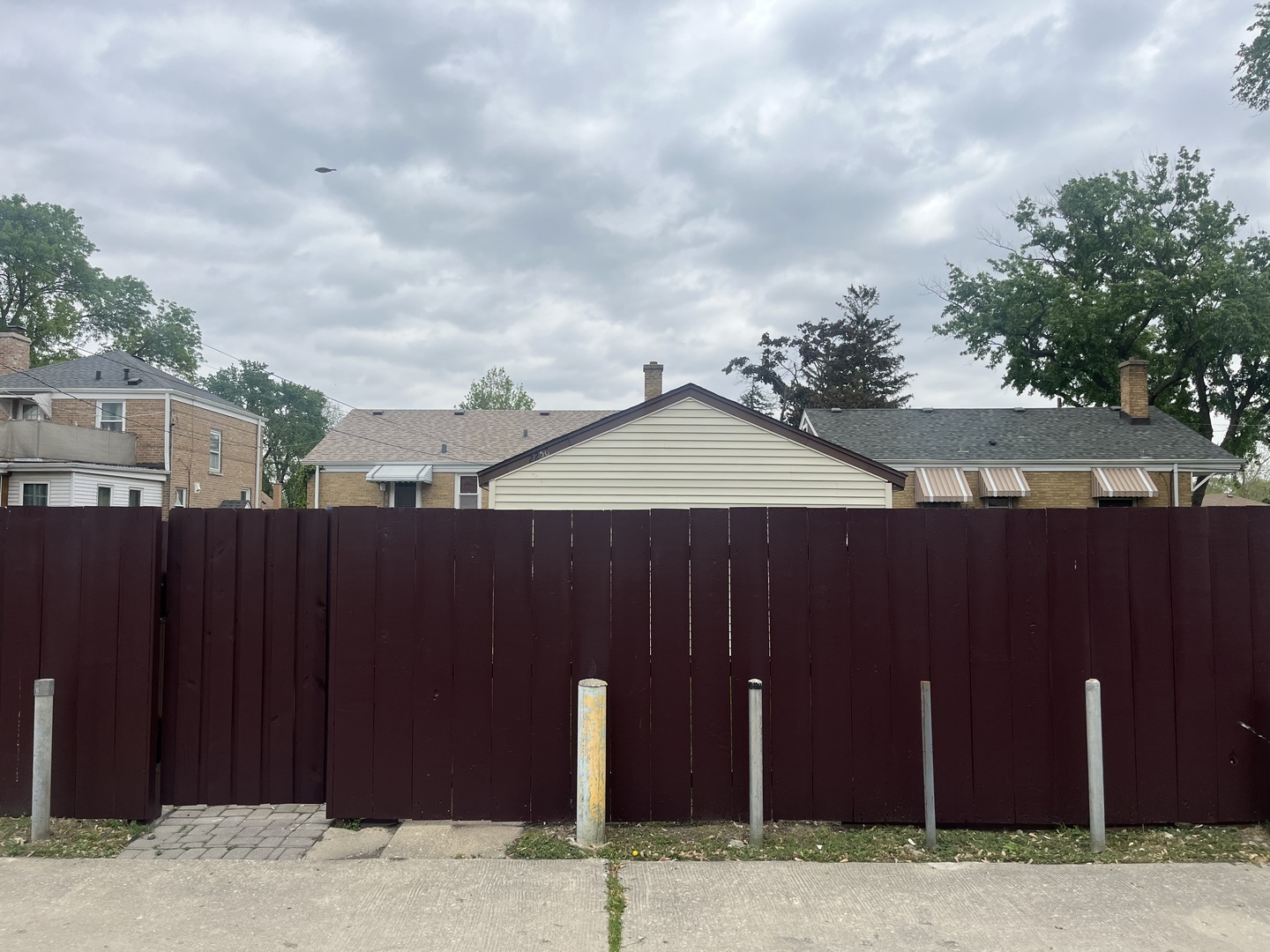 2256 S 15th Avenue, North Riverside, IL 60546