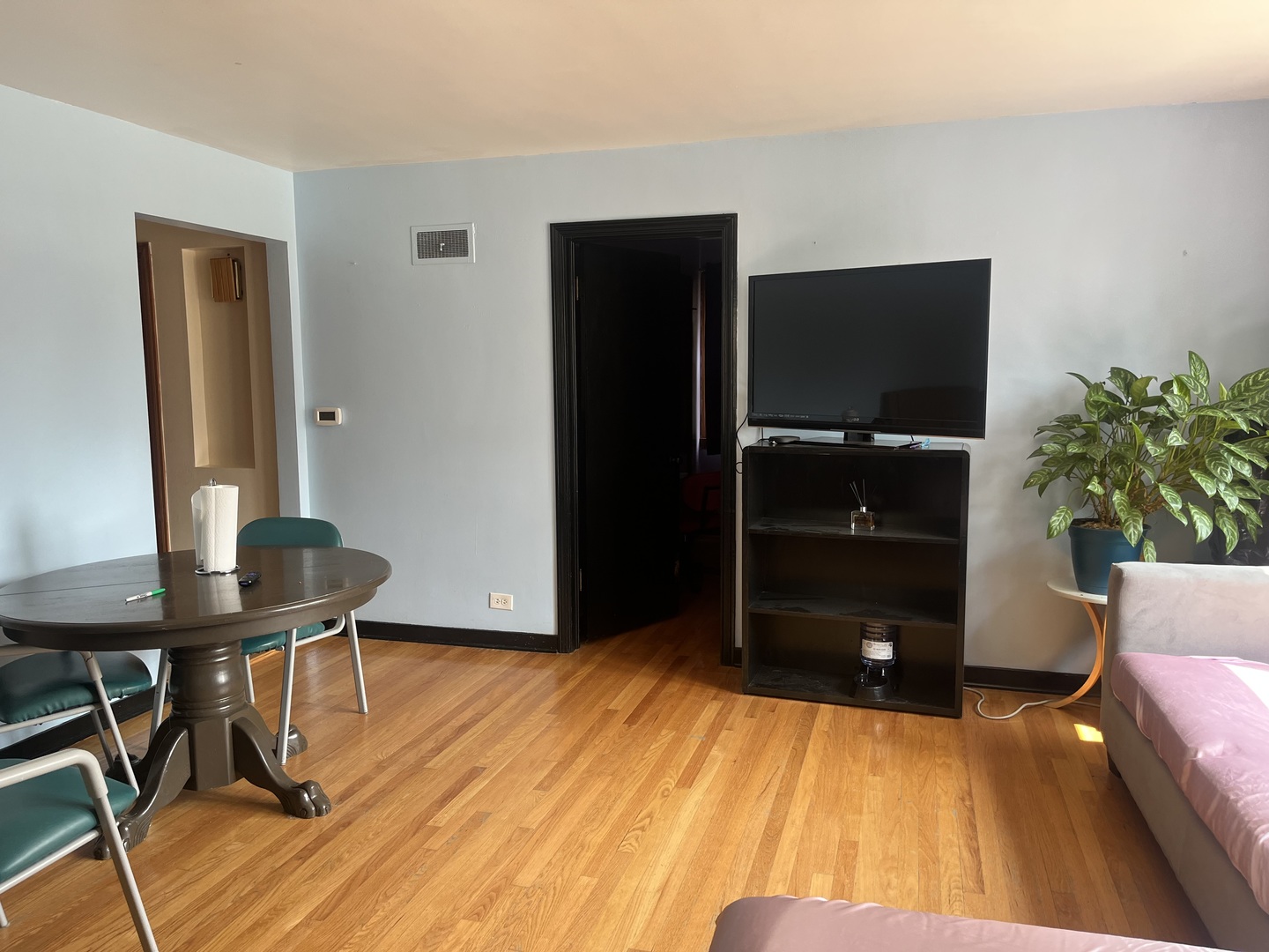 2256 S 15th Avenue, North Riverside, IL 60546