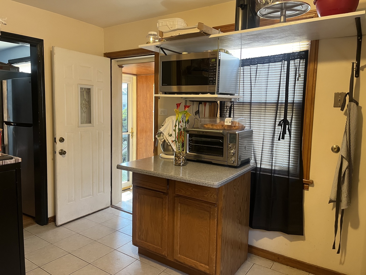 2256 S 15th Avenue, North Riverside, IL 60546