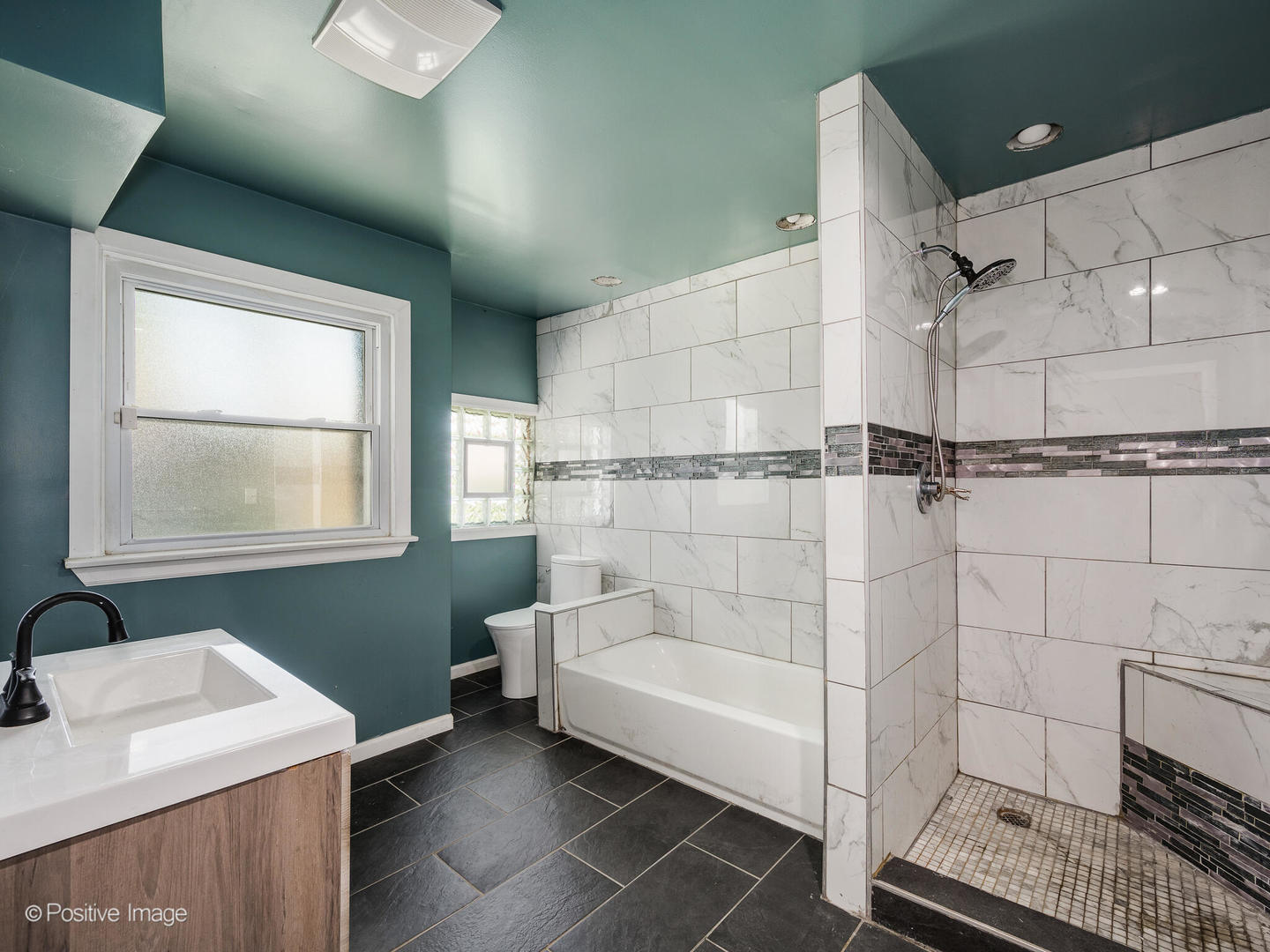 18327 Argyle Avenue, Homewood, IL 60430
